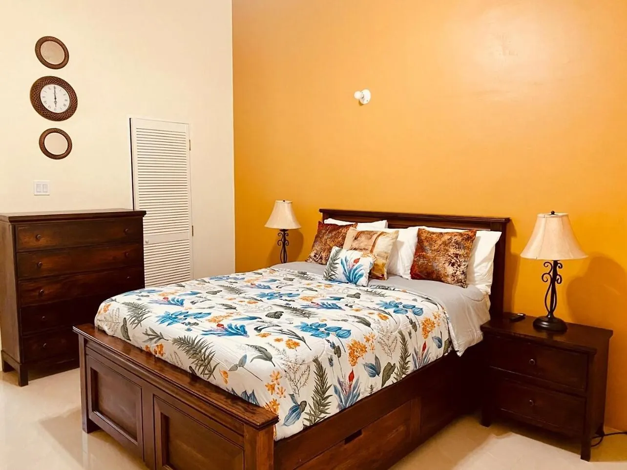Villa Jhadano 3Br Pool & Gym Free Shuttle Washer, Dryer Florence Hall