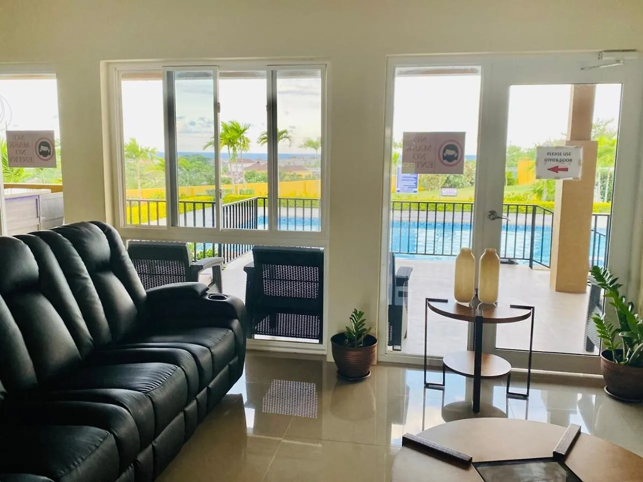 Villa Jhadano 3Br Pool & Gym Free Shuttle Washer, Dryer Florence Hall