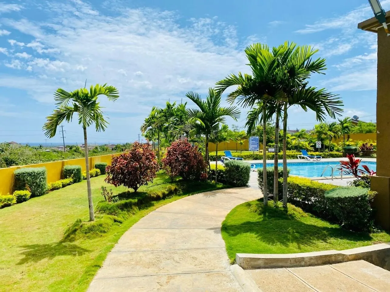 Villa Jhadano 3Br Pool & Gym Free Shuttle Washer, Dryer Florence Hall